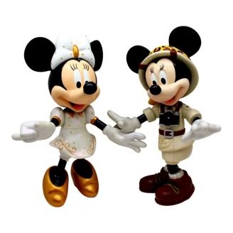 我們用最精良的生產線來製造塑膠玩具